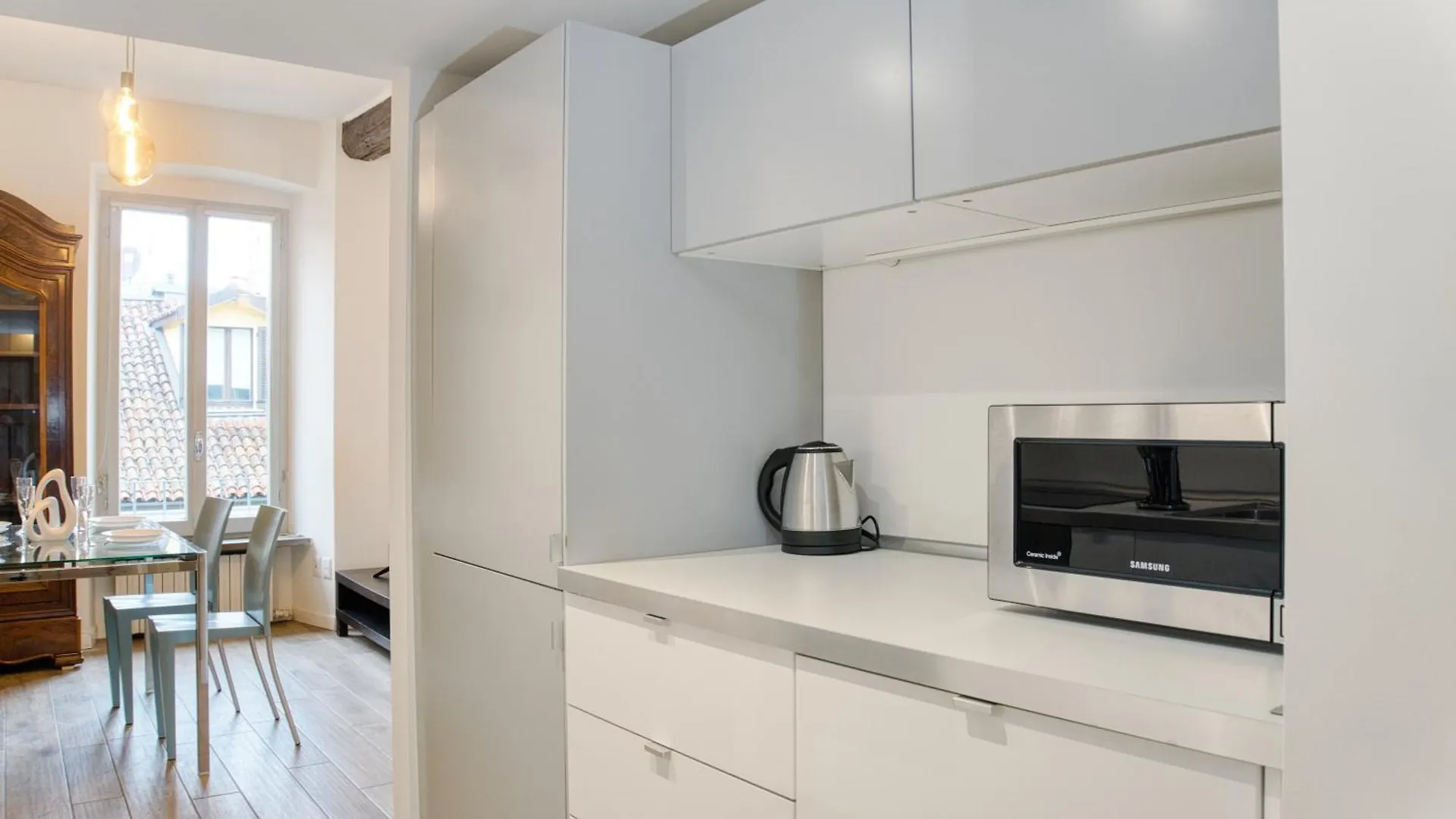 Sant'Ambrogio Historic Apartment - In Front Of Cattolica Milan